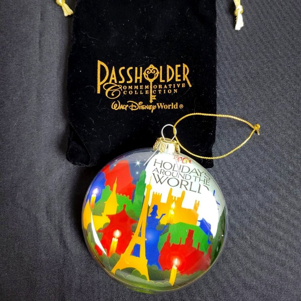 Disney Passholder exclusive 2012 ornament - Holidays Around the World - Epcot